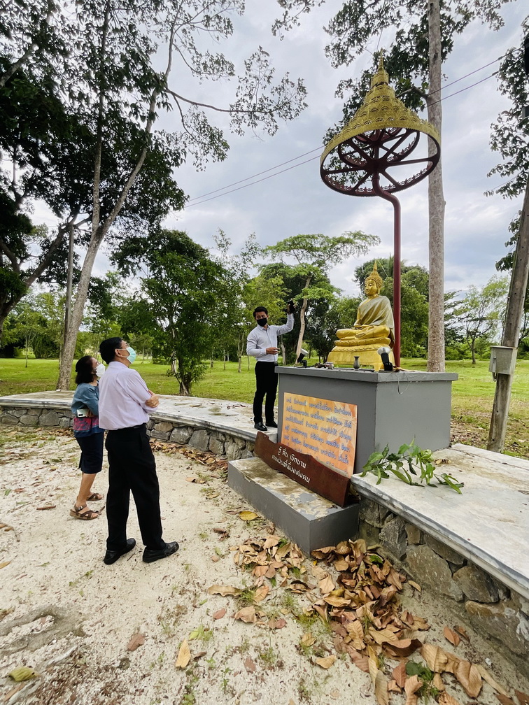 เตรียมพร้อมลานธรรมต้อนรับนักศึกษา