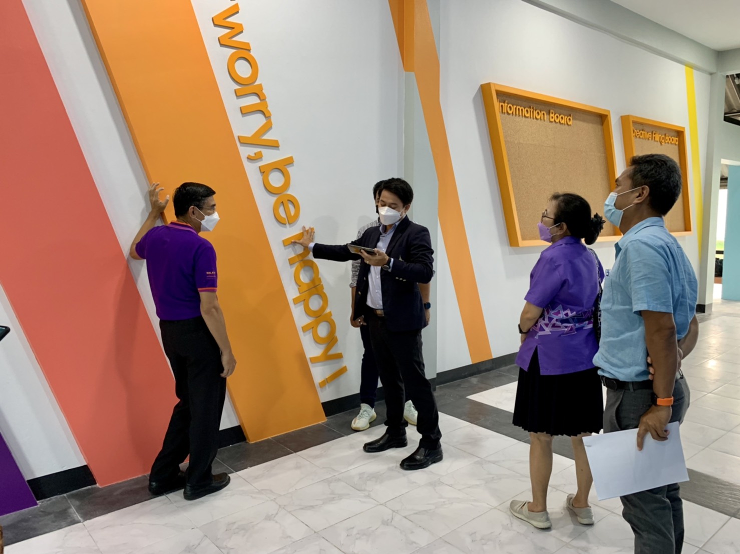 รองอธิการบดีฝ่ายกิจการนักศึกษาตรวจรับงานปรับปรุงศูนย์ติว