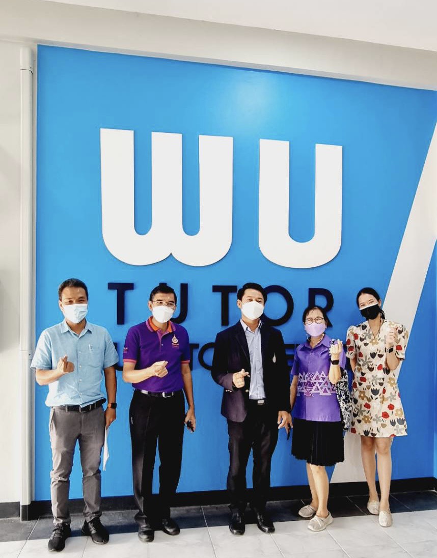 รองอธิการบดีฝ่ายกิจการนักศึกษาตรวจรับงานปรับปรุงศูนย์ติว