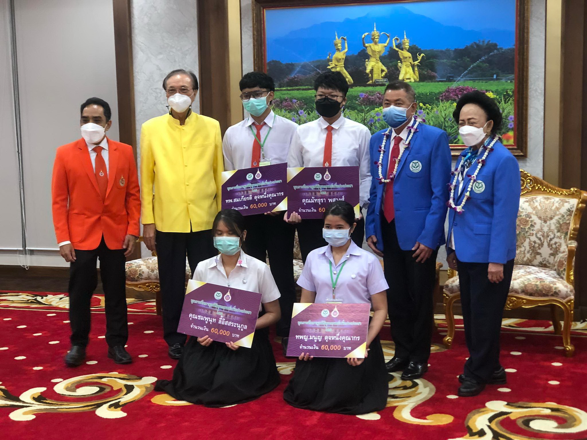 มูลนิธิทุนแพทย์เพื่อปวงประชามอบทุนการศึกษาแก่นักศึกษาแพทย์ ม.วลัยลักษณ์ ต่อเนื่องจนจบกาารศึกษา