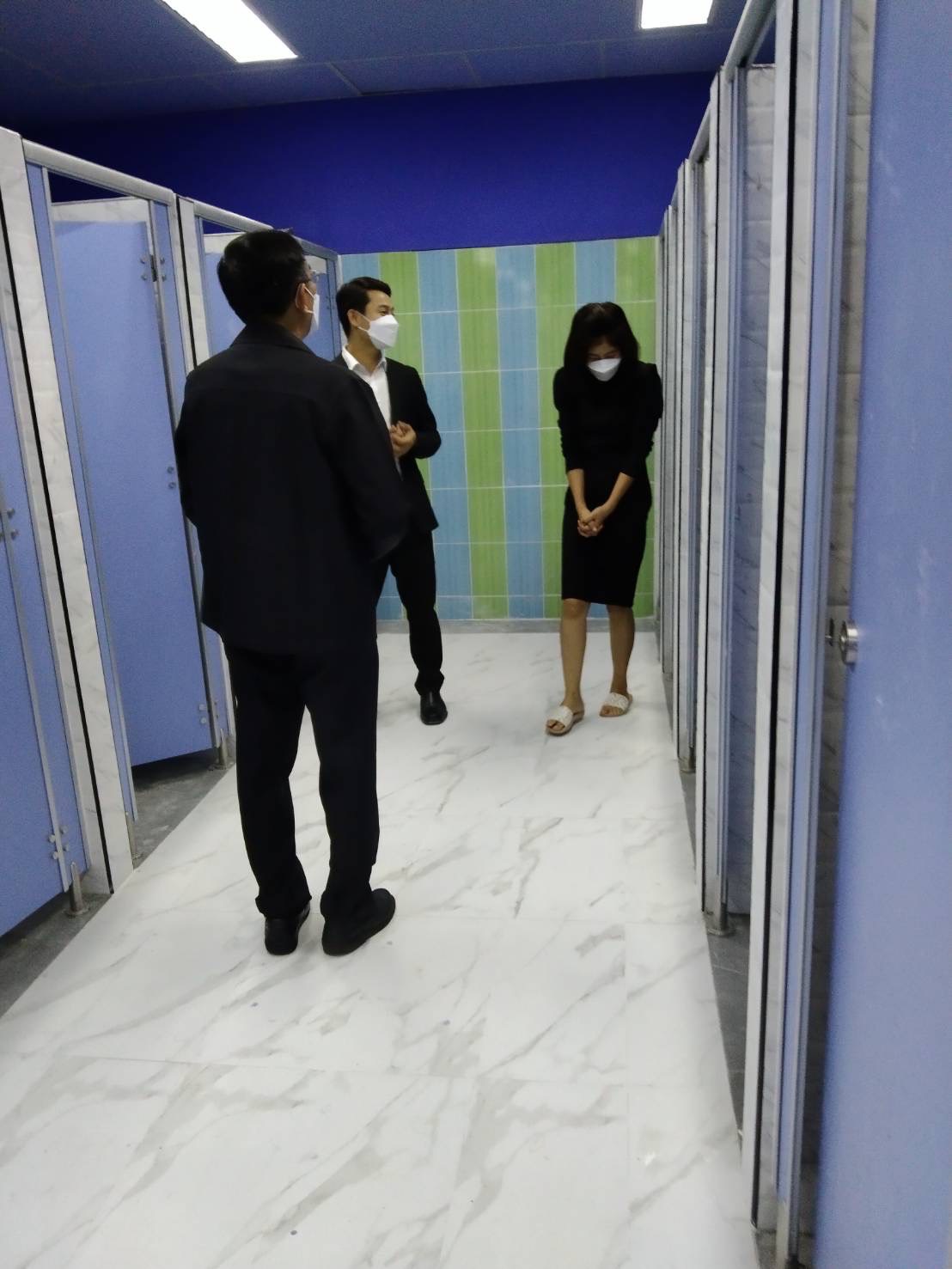 รักษาการแทนรองอธิการบดีติดตามงานปรับปรุงหอพักลักษณานิเวศและศูนย์ติว