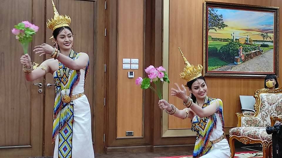 ชมรมนาฏศิลป์ฯ แสดงในกิจกรรม Walailak Thank You Press Nakhon Si Thammarat