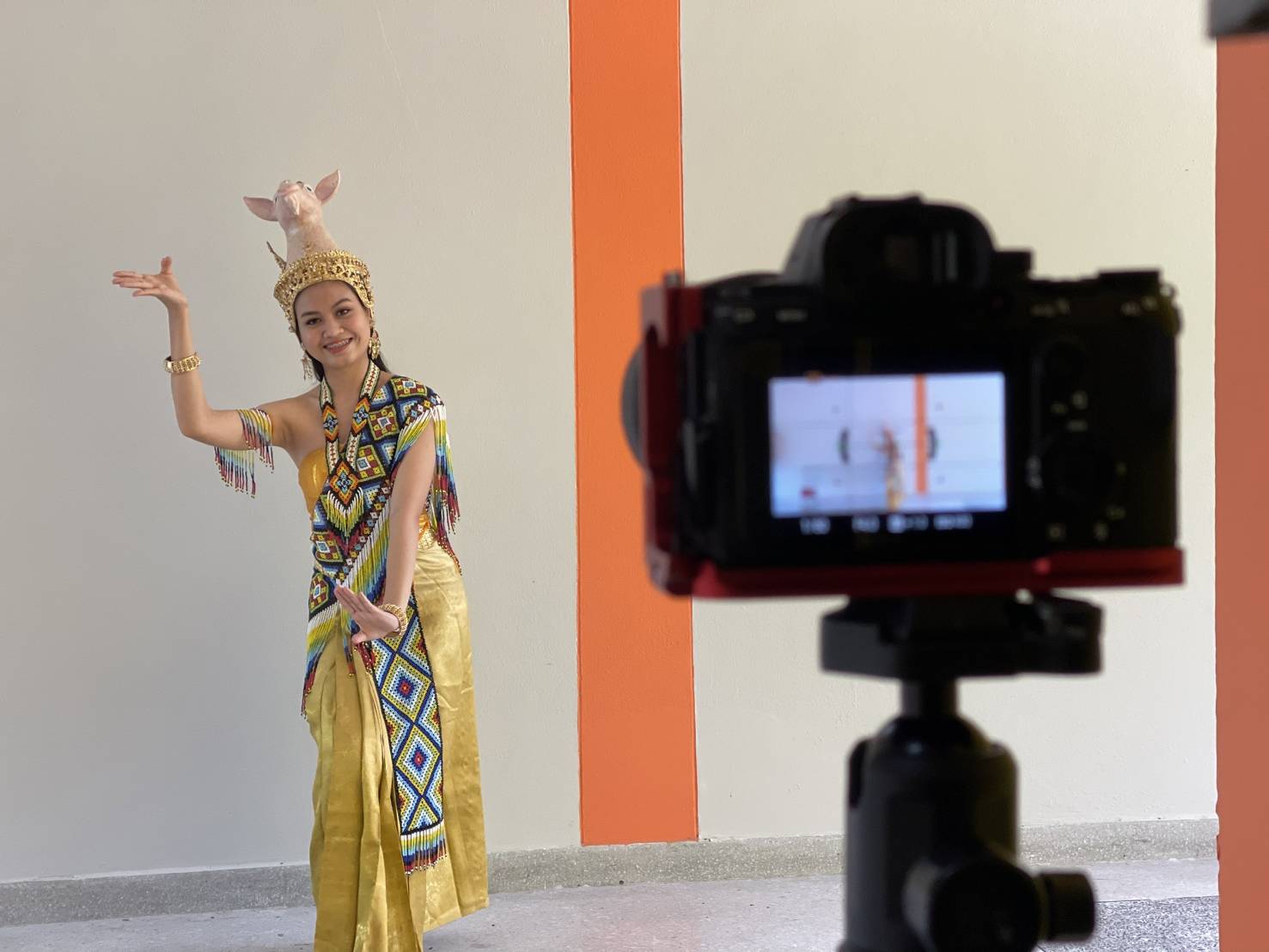 ชมรมนาฏศิลป์ ม.วลัยลักษณ์ ส่งคลิปการแสดงเข้าร่วมการแข่งขัน "The 4th Southern Thailand International Innovation and Culture"