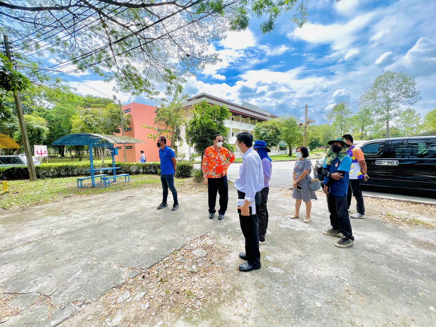 รักษาการแทนอธิการบดีฯ ลงพื้นที่ติดตามงานปรับปรุงในเขตหอพัก