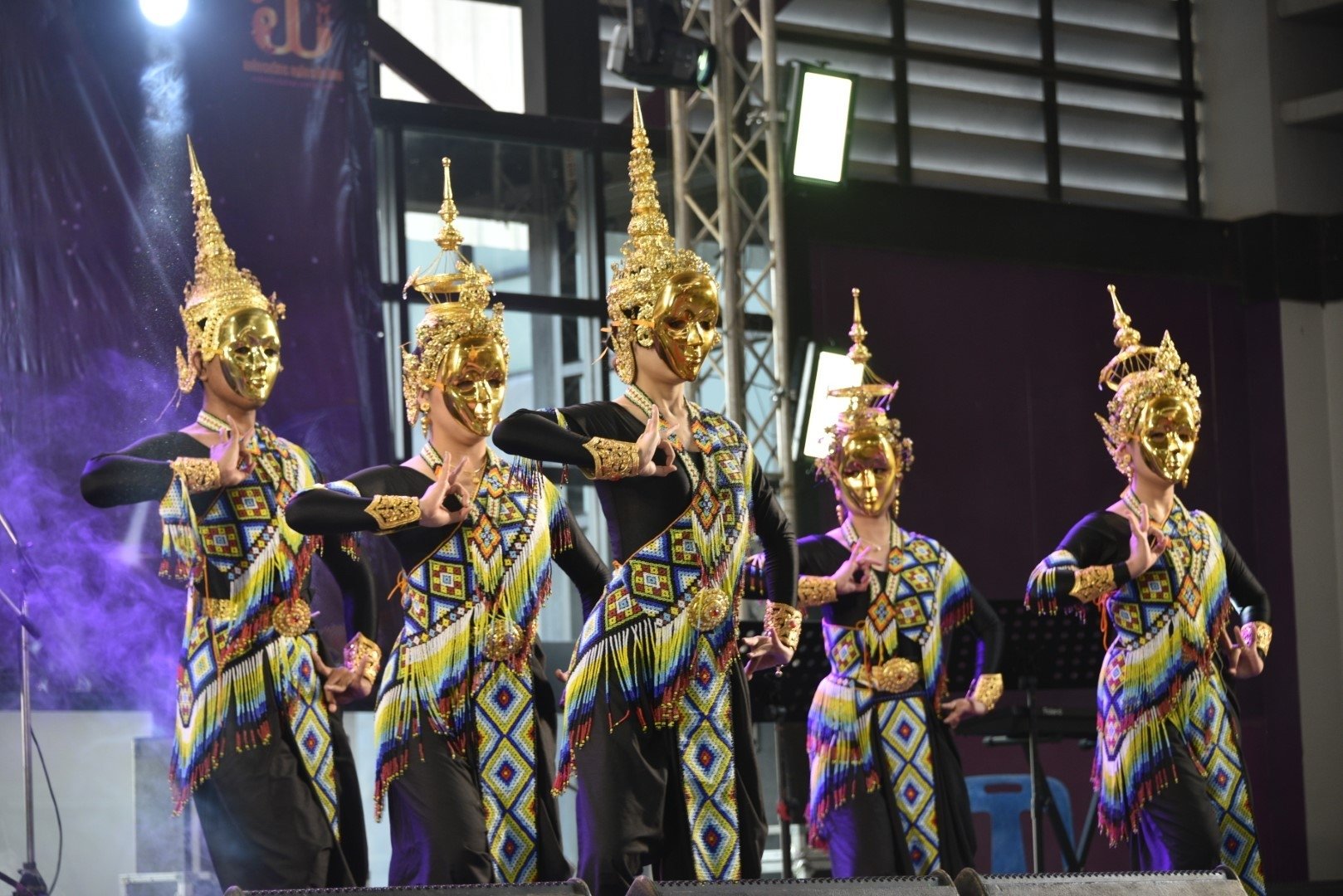 เปิดโลกกิจกรรม 2565 นักศึกษาเข้าร่วมกิจกรรมมากกว่า 3,000 คน