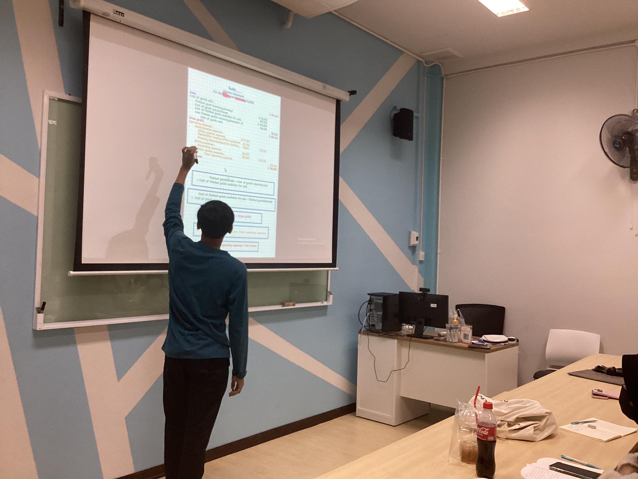 ศูนย์ติว (WU Tutor Center) จัดกิจกรรมติวทบทวน รายวิชา ACT65-101