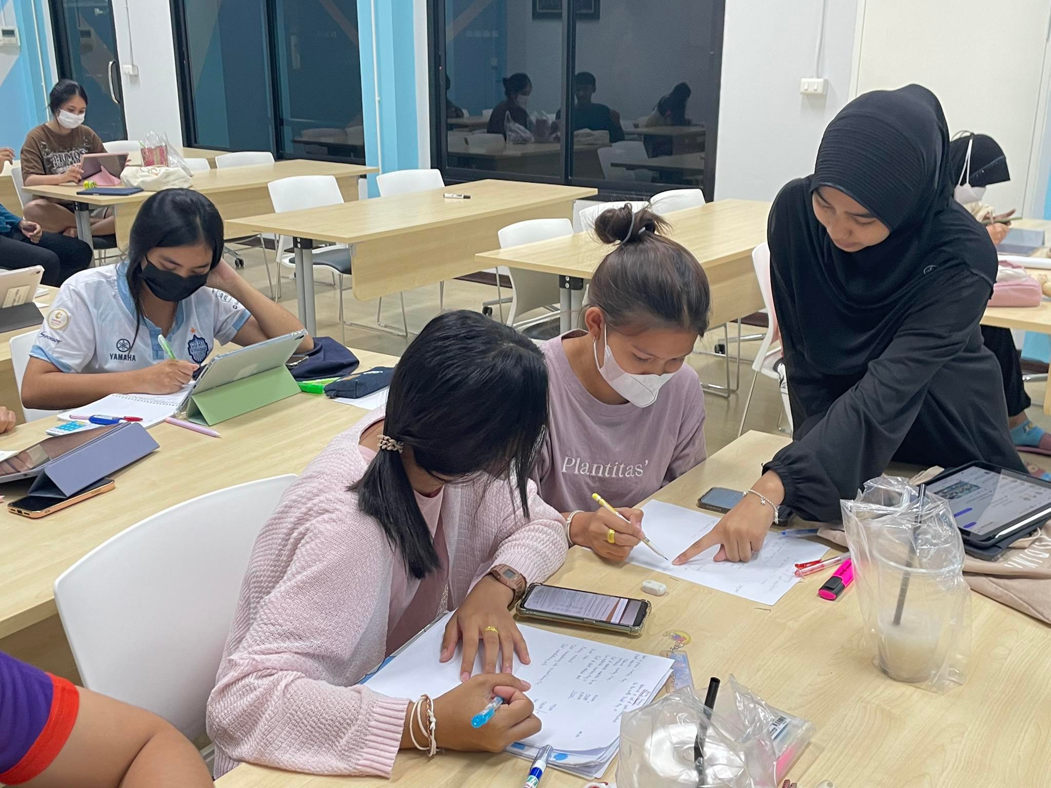 ศูนย์ติว (WU Tutor Center) จัดกิจกรรมติวทบทวน รายวิชา ACT65-101