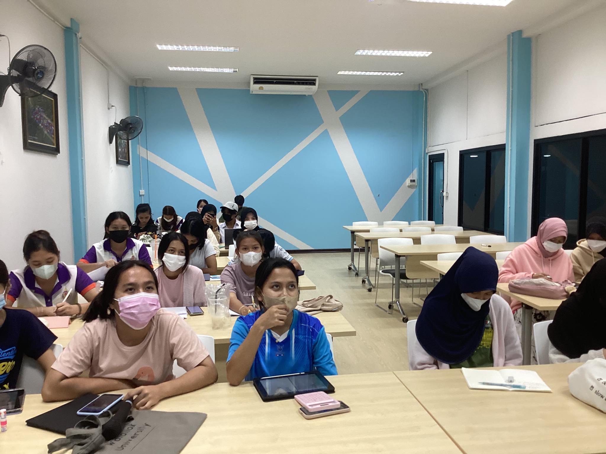 ศูนย์ติว (WU Tutor Center) จัดกิจกรรมติวทบทวน รายวิชา ACT65-101