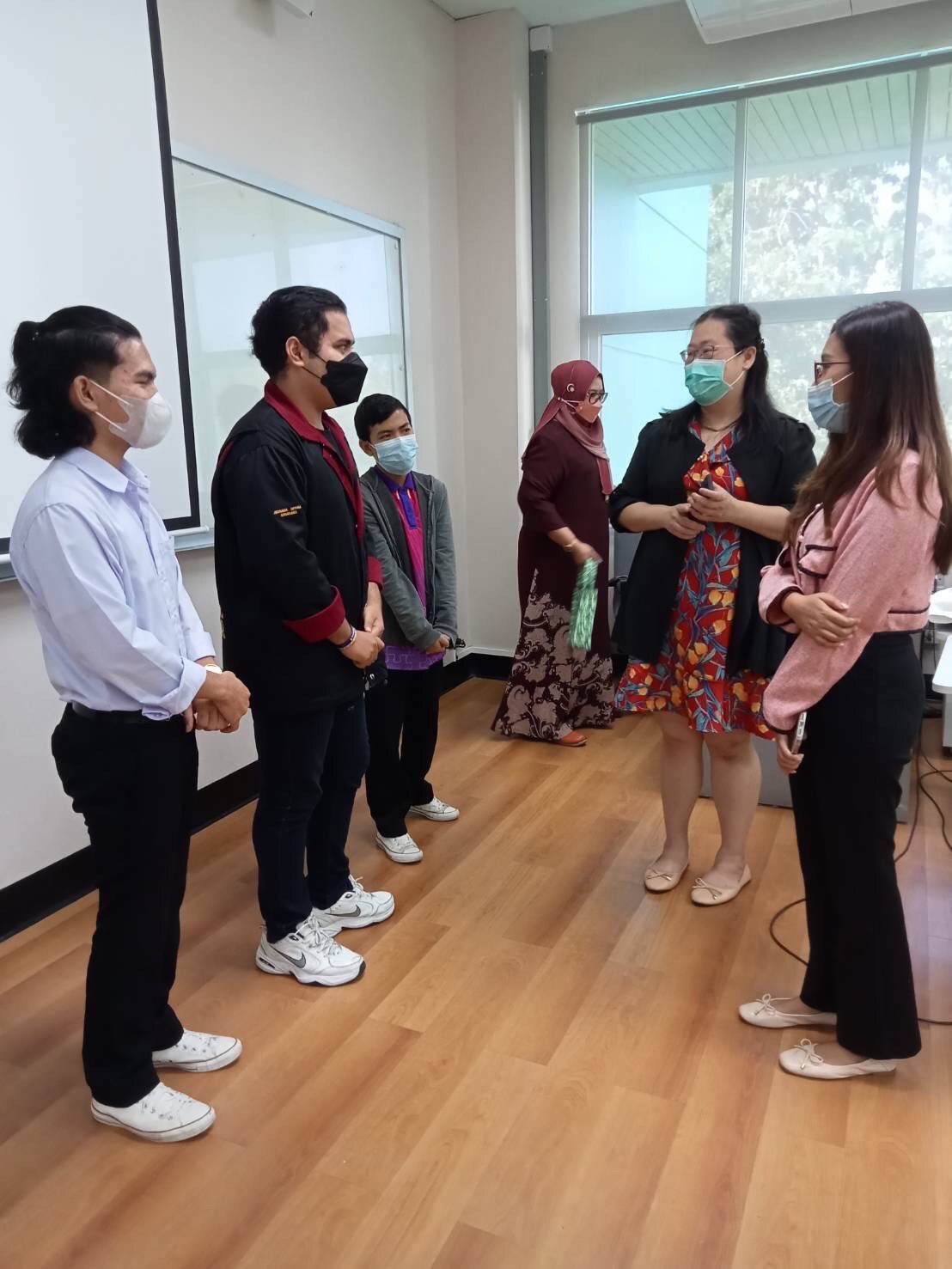 มูลนิธิอายิโนะโมะโต๊ะจัดการประชุมชี้แจงนักศึกษาผู้สนใจขอรับทุนอายิโนะโมะโต๊ะ ประจำปีการศึกษา 2565