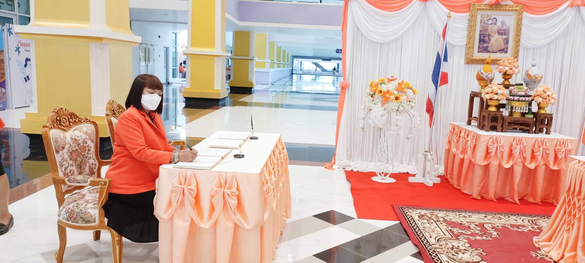 บุคลากร สพน. ร่วมพิธีถวายพระพรสมเด็จพระเจ้าลูกเธอเจ้าฟ้าพัชรกิติยาภา