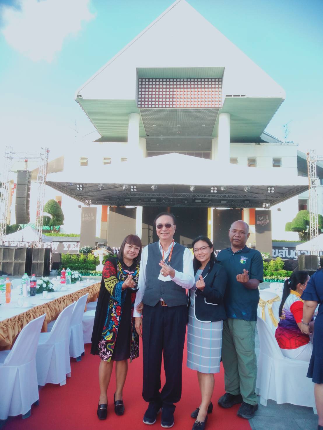 บุคลากร สพน. ร่วมงานส่งท้ายปีเก่าต้อนรับปีใหม่ 2566 "World Class Party"