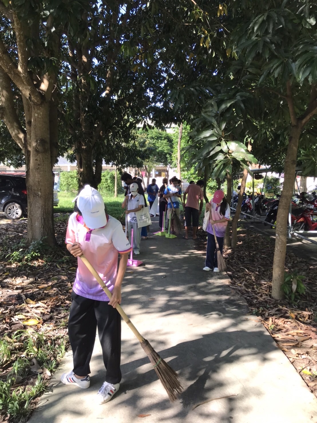 กิจกรรมจิตอาสาพัฒนาพื้นที่เขตหอพักลักษณานิเวศ (ฝั่งหอธรรมดา)