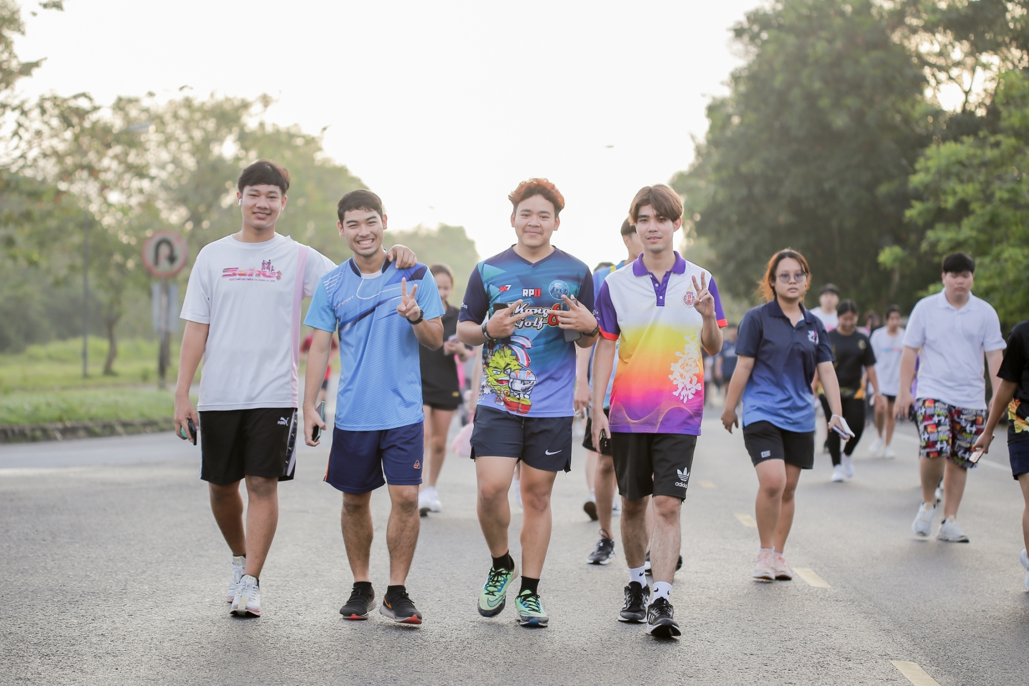นักศึกษา มวล. กว่า 2,200 คนร่วมกิจกรรม WU Happy Fun Run ครั้งที่ 3