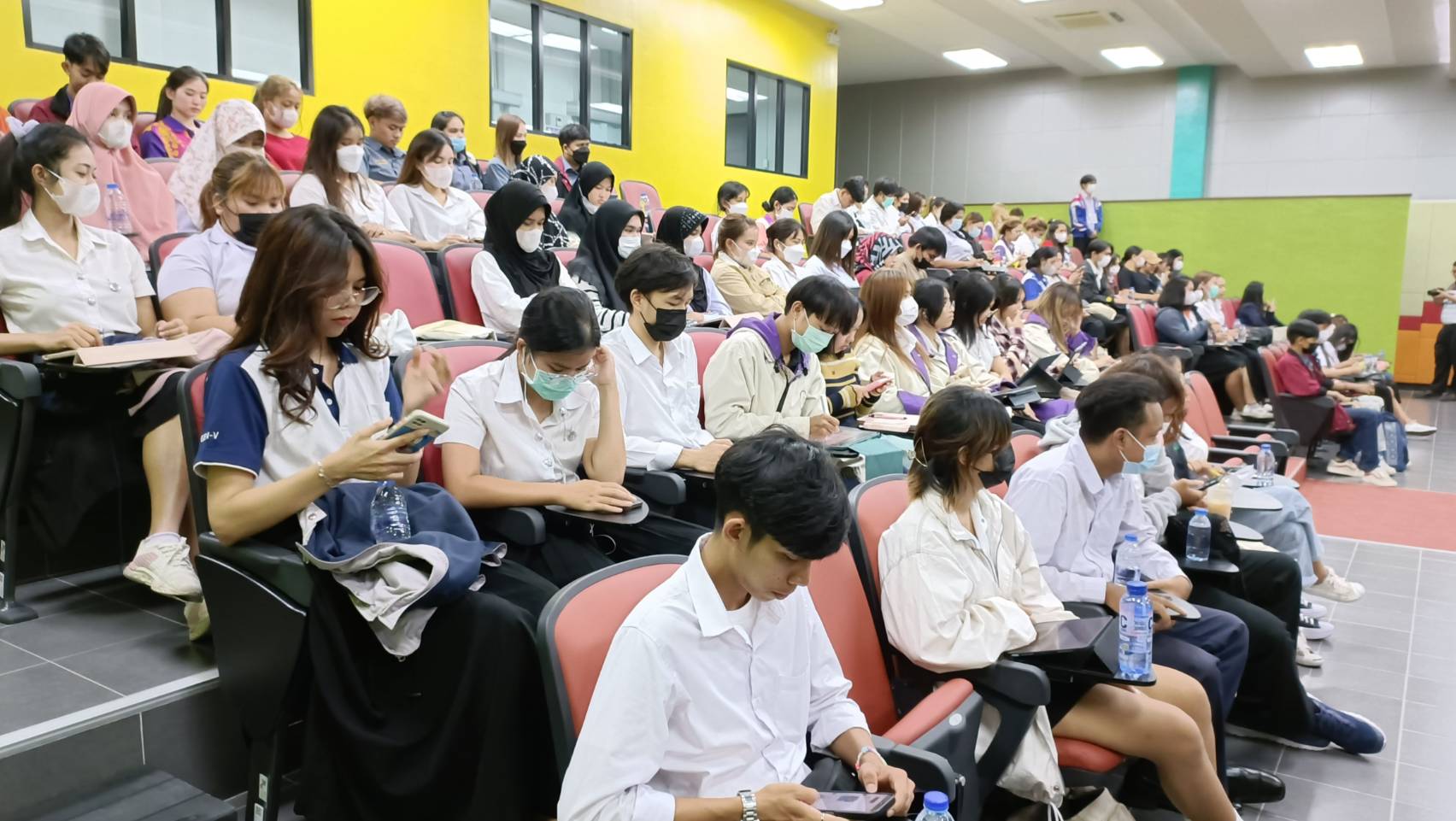 มวล. ต้อนรับคณะกรรมการพัฒนาสถาบันอุดมศึกษาปลอดผลิตภัณฑ์ยาสูบ และจัดบรรยายพิเศษการพัฒนามหาวิทยาลัยสู่มหาวิทยาลัยปลอดบุหรี่