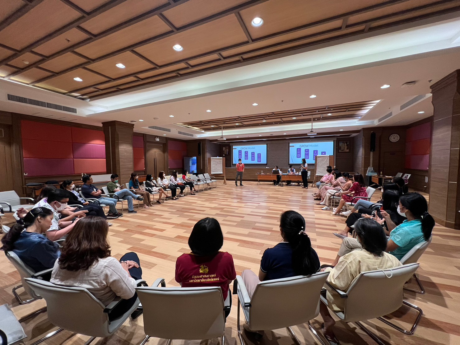 ศูนย์ Smile & Smart Center จัดอบรมเชิงปฎิบัติการเสริมสมรรถนะอาจารย์ที่ปรึกษา หลักสูตร Coaching โดยใช้ Grow Model