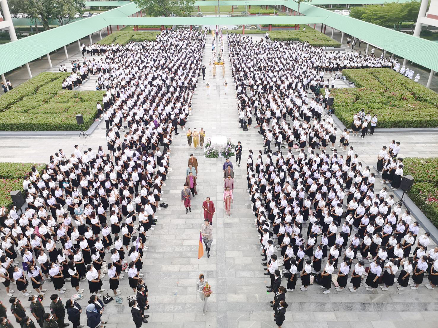 ม.วลัยลักษณ์ จัดบายศรีสู่ขวัญ ผูกข้อมือ-รับขวัญน้องใหม่ประดู่ช่อที่ 26