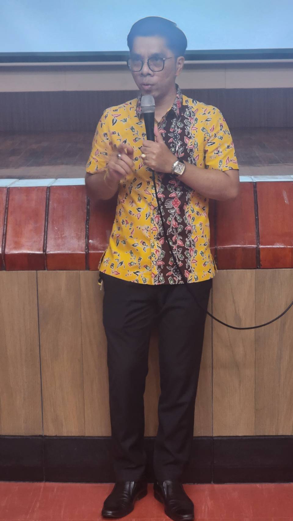 อบรมนักศึกษาจิตอาสาผู้นำกระบวนการเสริมสร้างภาวะผู้นำกิจกรรมวันพุธบ่าย