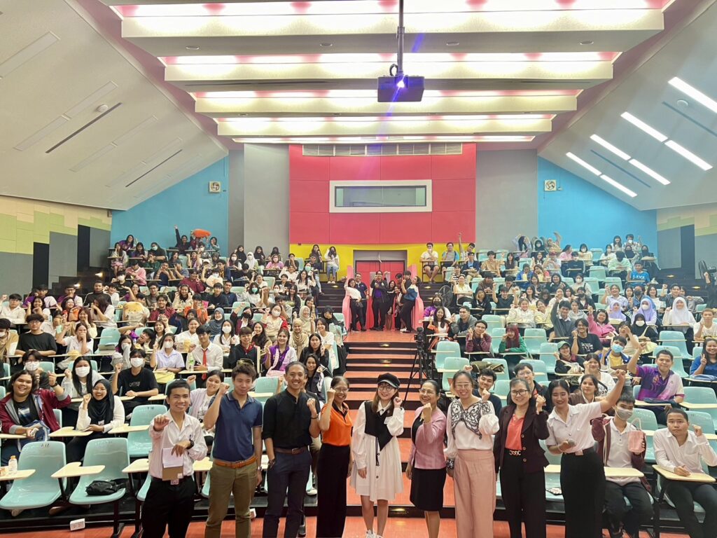 สพน.จัดกิจกรรมเสริมศักยภาพนักศึกษา "Point of View Inspiration in WU"