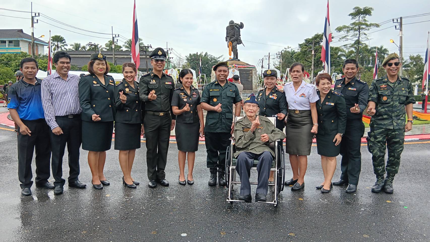 นักศึกษาวิชาทหาร ศูนย์ฝึกนักศึกษาวิชาทหาร ม.วลัยลักษณ์ ร่วมกิจกรรมวันวีรไทย