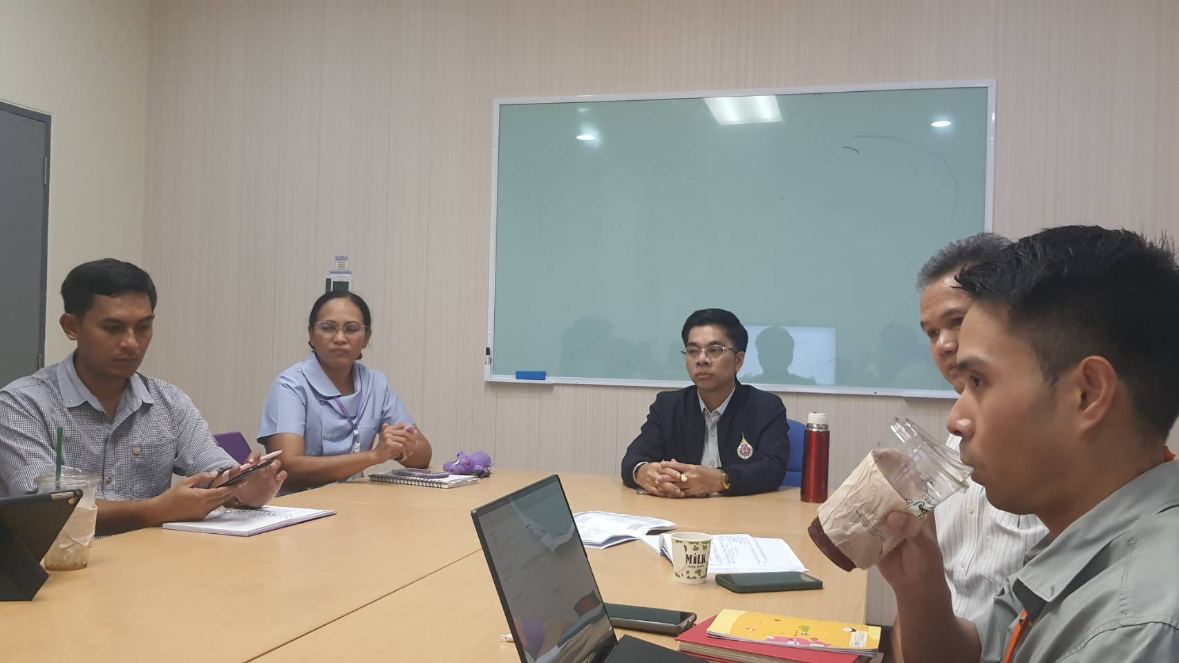 สพน. จัดประชุมเตรียมแบบประเมินสุขภาวะนักศึกษาเพื่อการช่วยเหลือนักศึกษาได้ตรงประเด็น