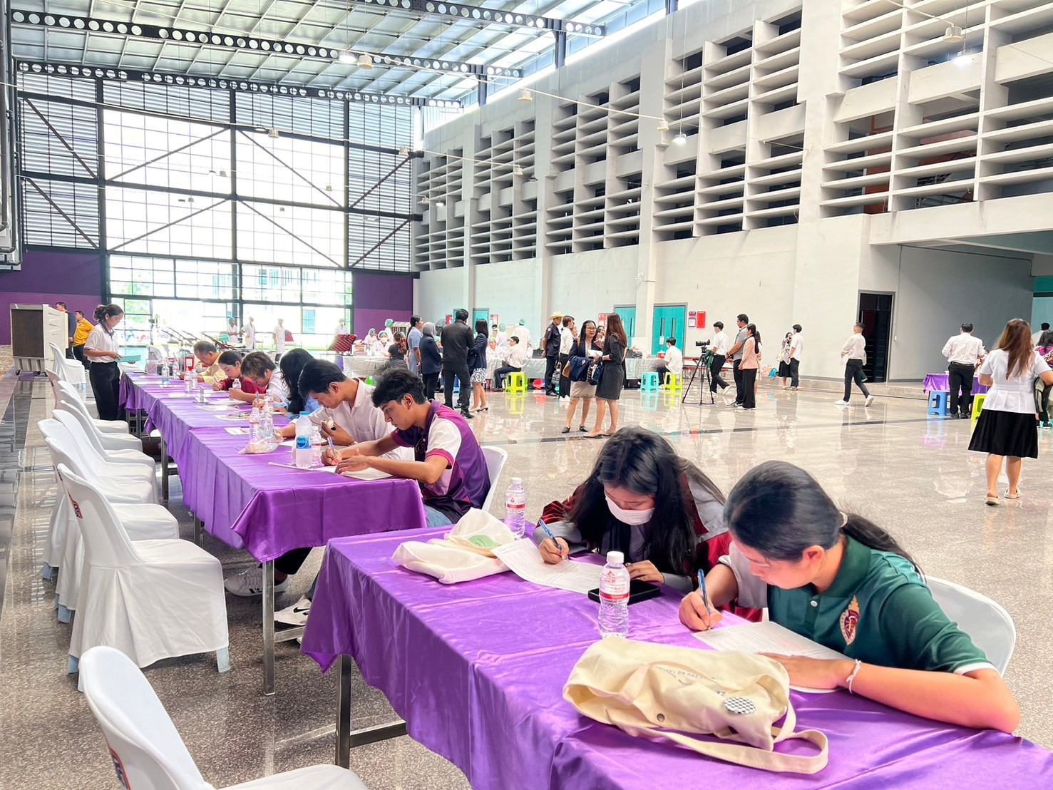 มหกรรมบริจาคโลหิตสร้างจิตอาสา เนื่องในโอกาสวันคล้ายวันสถาปนามหาวิทยาลัยวลัยลักษณ์ ครบปีที่ 32