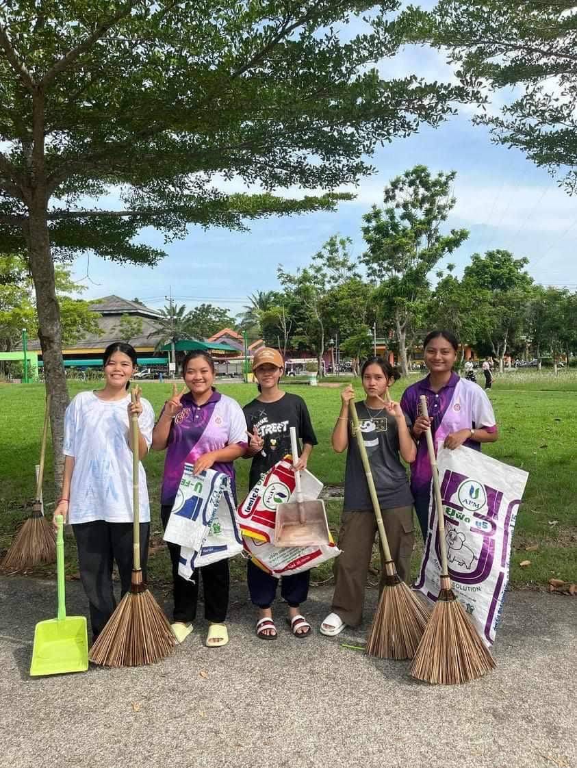 WU Volunteer อาสาพาไปบำเพ็ญประโยชน์ ครั้งที่ 1