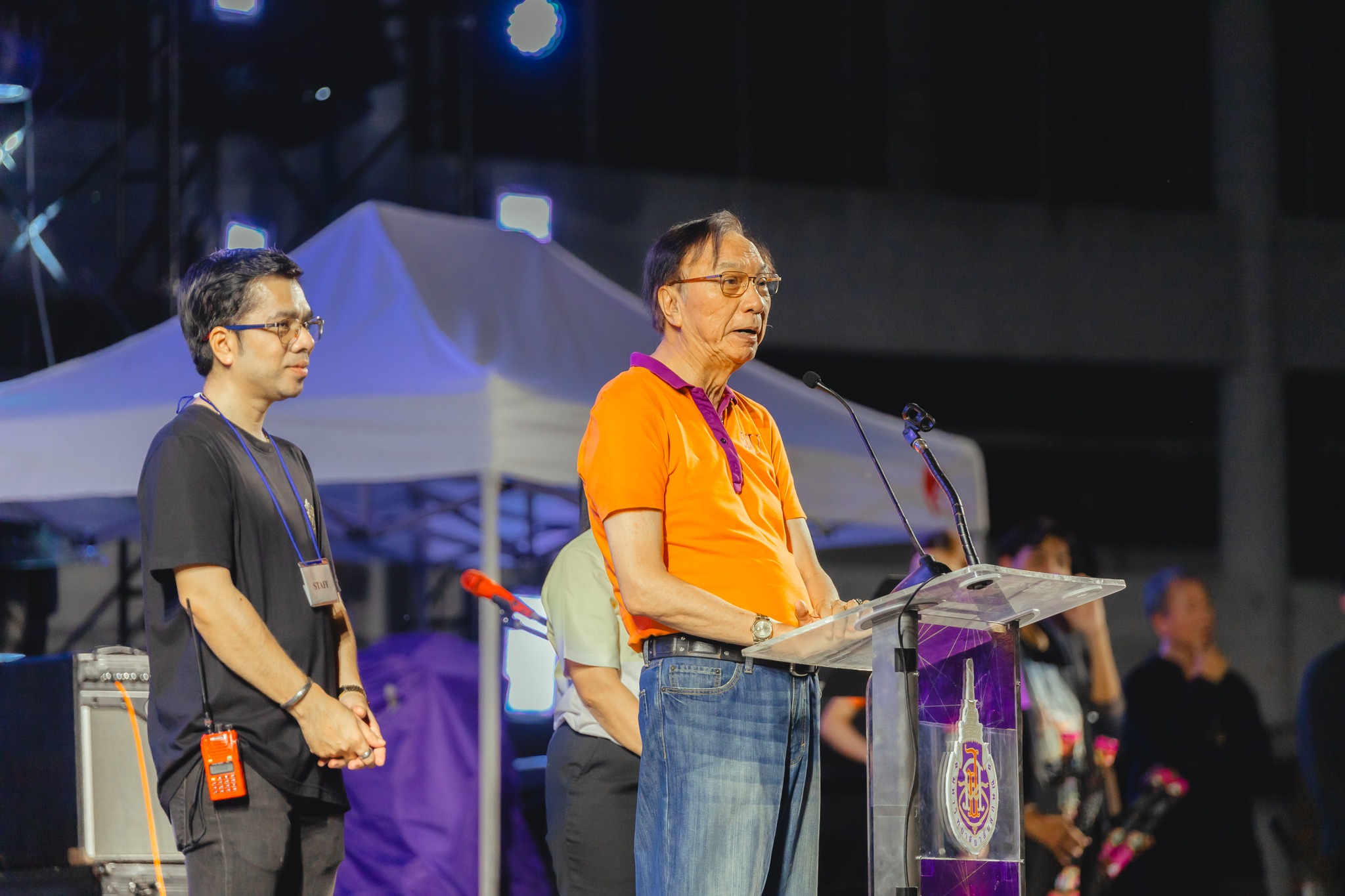 นักศึกษามหาวิทยาลัยวลัยลักษณ์จัดเทศกาลดนตรี Walailak Music Festival ครั้งที่ 1 ขึ้นเมื่อวันที่ 13 พฤศจิกายน 2567 ตั้งแต่เวลา 15.00 น. งาน Walailak Music Festival ที่จัดขึ้นครั้งแรกศิลปินรับเชิญโดย PURPEECH และตามด้วยชมรมภายในมหาวิทยาลัยประกอบด้วย WU BAND, WU MUSIC CLUB, WU COMMUNITY OF COMMUNICATION, WU ENSEMBLE, WU MOVING IMAGES, WU KESONPRADUU และ WU COVER DANCE และการแสดงของศิลปิน PURPEECH วงดนตรีขวัญใจวัยรุ่นจาก จ.เชียงใหม่ ร่วมแสดง โดยมีศาสตราจารย์ ดร.สมบัติ ธำรงธัญวงศ์ อธิการบดีมหาวิทยาลัยวลัยลักษณ์ กล่าวต้อนรับผู้เข้าร่วมเทศกาลดนตรีอย่างเป็นกันเอง