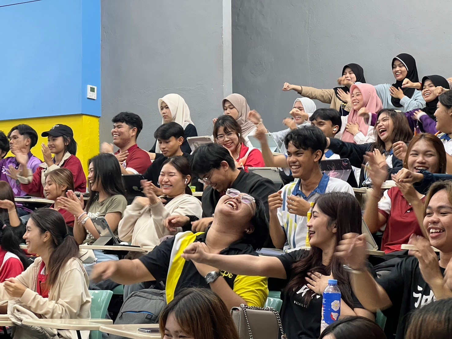 สพน. จัดกิจกรรมปฐมนิเทศนักศึกษาที่ได้เลือกเข้าร่วมกิจกรรมเสริมทักษะ "แทรกค์พัฒนา"