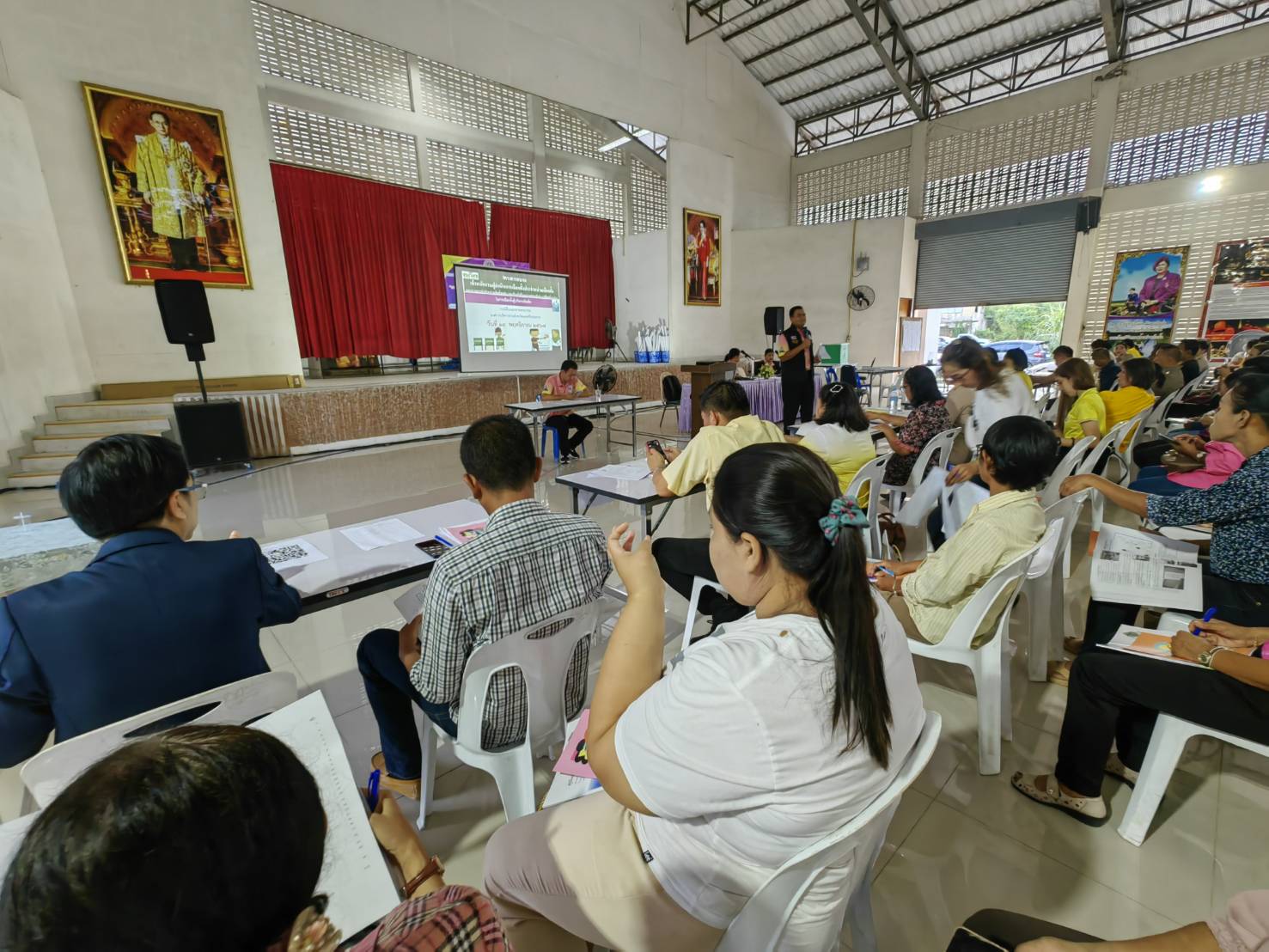 บุคลากร สพน. อบรมคณะกรรมการประจำหน่วยเลือกตั้ง องค์การบริหาส่วนจังหวัดนครศรีธรรมราช