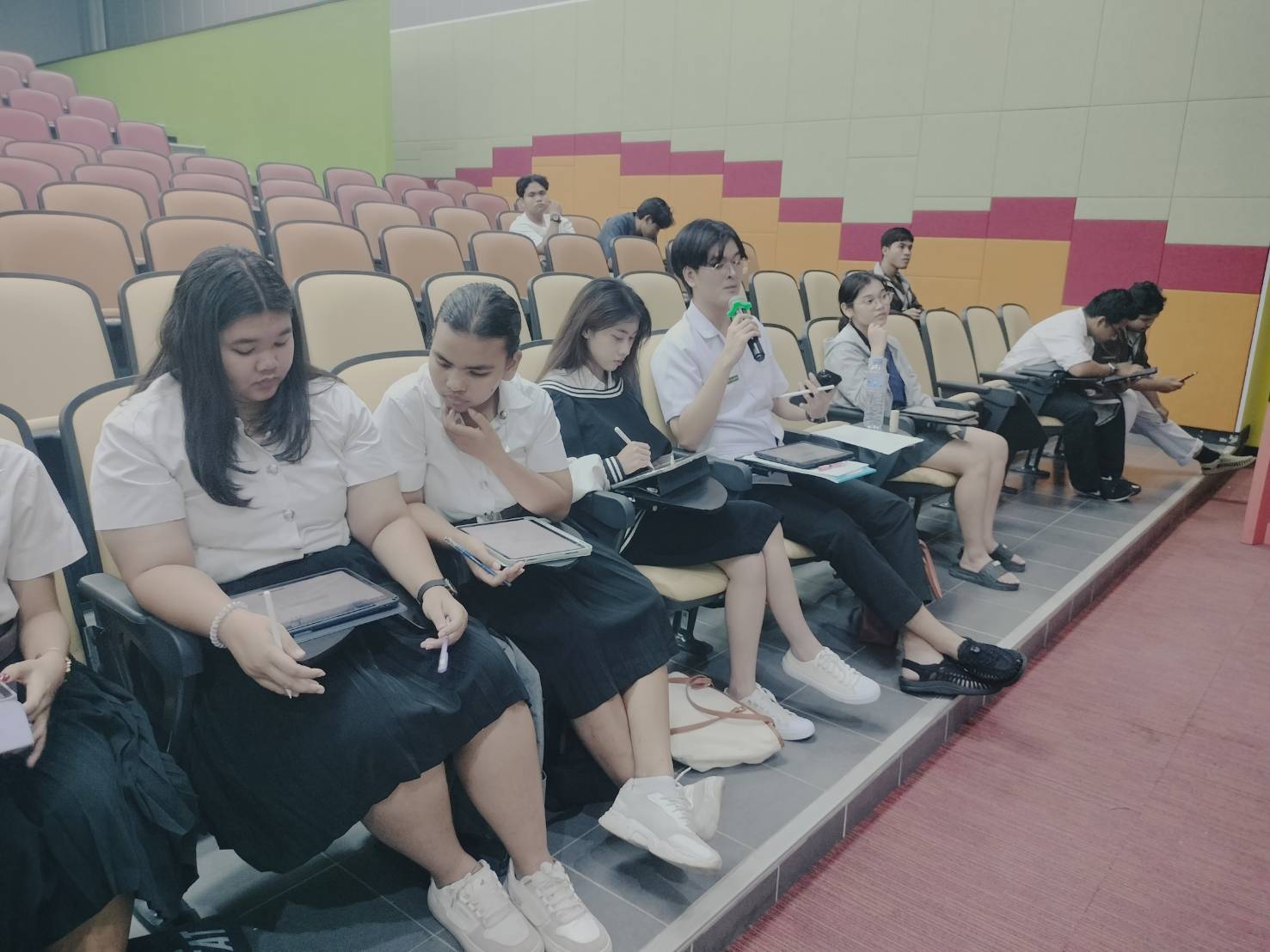 สภานักศึกษาจัดกิจกรรมนำเสนอโครงการของชมรมนักศึกษาเพื่อพิจารณางบประมาณ