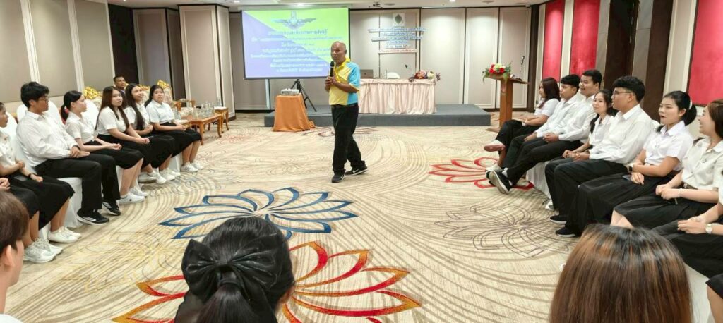 นักศึกษา มวล. เข้าร่วมโครงการพัฒนาความเป็นพลเมืองในระบอบประชาธิปไตยอันมีพระมหากษัตริย์ทรงเป็นประมุข