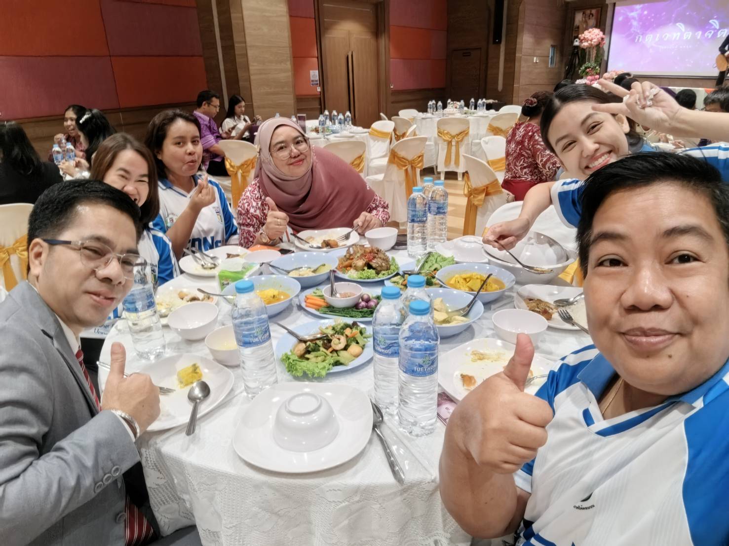 เมื่อวันที่ 4 กันายน 2568 ผู้ช่วยศาสตราจารย์ ดร.อาทิตย์ บุญรอดชู ผู้ช่วยอธิการบดี และรักษาการแทนหัวหน้าส่วน และบุคลากรส่วนส่งเสริมและพัฒนานักศึกษา ร่วมแสดงมุทิตาจิตแก่ผู้เกษียณอายุ ปีงบประมาณ 2568 ซึ่งมี นายภราดร จีนชาวนา พนักงานส่วนส่งเสริมและพัฒนานักศึกษา เกษียณอายุและเข้าร่วมงานเลี้ยงในครั้งนี้ ในปีงบประมาณ 2568 บุคลากรส่วนส่งเสริมและพัฒนานักศึกษา เกษียณอายุ 2 ท่าน ได้แก่ นายภราดร จีนชาวนา งานส่งเสริมกิจกรรมนักศึกษาและศิษย์เก่าสัมพันธ์ และนางสาวอัมพร รัตนวิจิตร งานแนะแนวและทุนการศึกษา