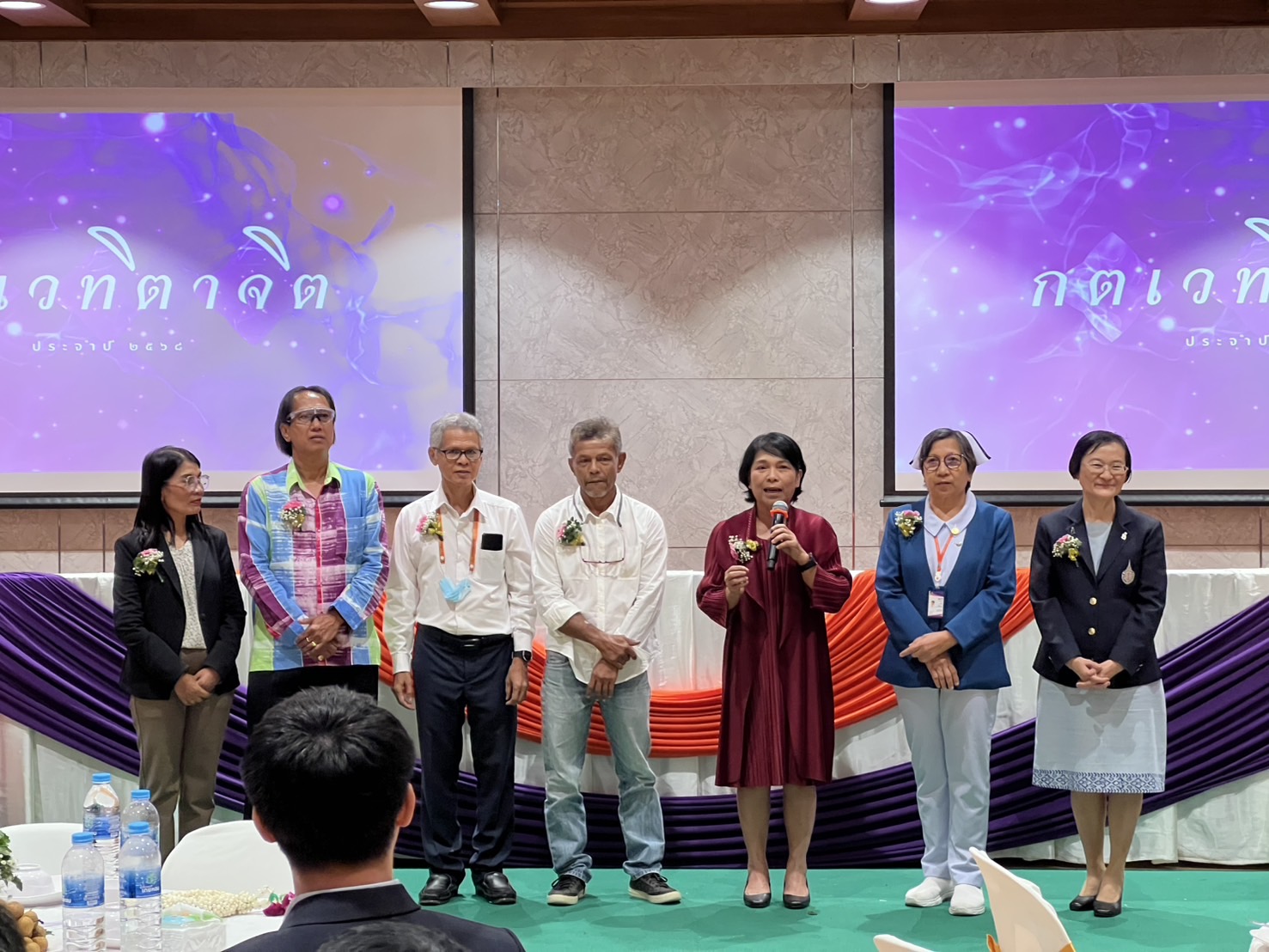 เมื่อวันที่ 4 กันายน 2568 ผู้ช่วยศาสตราจารย์ ดร.อาทิตย์ บุญรอดชู ผู้ช่วยอธิการบดี และรักษาการแทนหัวหน้าส่วน และบุคลากรส่วนส่งเสริมและพัฒนานักศึกษา ร่วมแสดงมุทิตาจิตแก่ผู้เกษียณอายุ ปีงบประมาณ 2568 ซึ่งมี นายภราดร จีนชาวนา พนักงานส่วนส่งเสริมและพัฒนานักศึกษา เกษียณอายุและเข้าร่วมงานเลี้ยงในครั้งนี้ ในปีงบประมาณ 2568 บุคลากรส่วนส่งเสริมและพัฒนานักศึกษา เกษียณอายุ 2 ท่าน ได้แก่ นายภราดร จีนชาวนา งานส่งเสริมกิจกรรมนักศึกษาและศิษย์เก่าสัมพันธ์ และนางสาวอัมพร รัตนวิจิตร งานแนะแนวและทุนการศึกษา